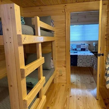 Get-Away Cabin In Surf City W Loft And Parking Exterior photo