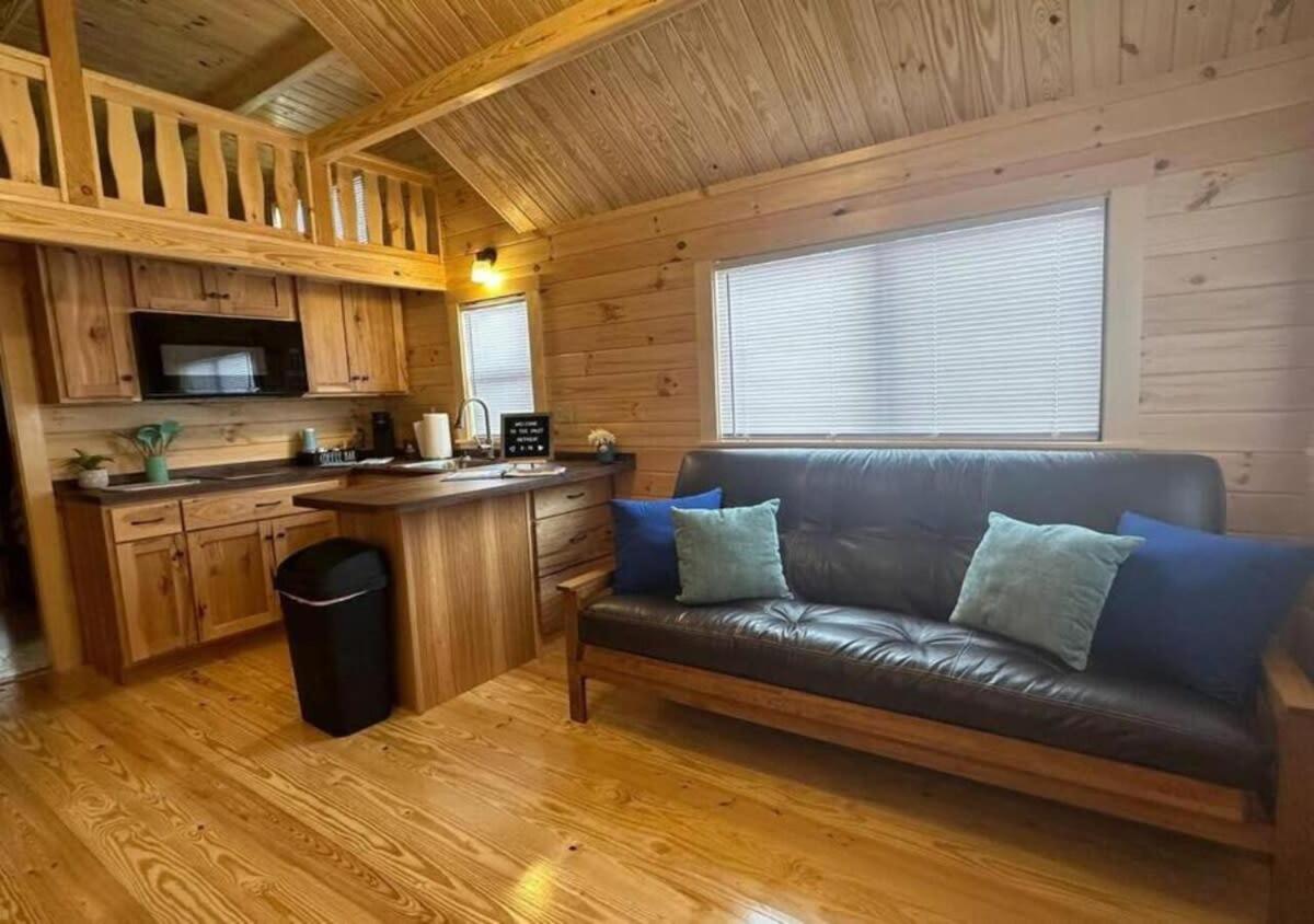 Get-Away Cabin In Surf City W Loft And Parking Exterior photo
