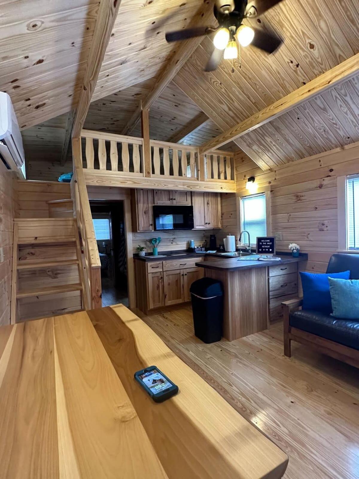 Get-Away Cabin In Surf City W Loft And Parking Exterior photo